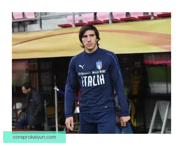 托纳利持续保持出色表现，近期比赛中发挥稳健引人关注